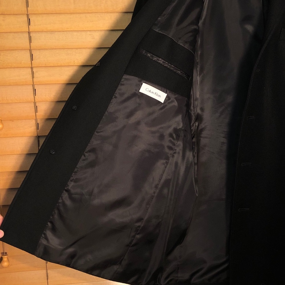 Calvin Klein Winter Coat. Size 46R. - Picture 4 of 5